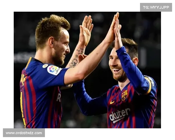 从城市荣光到绿茵传奇巴塞罗那足球队的归属与发展历程